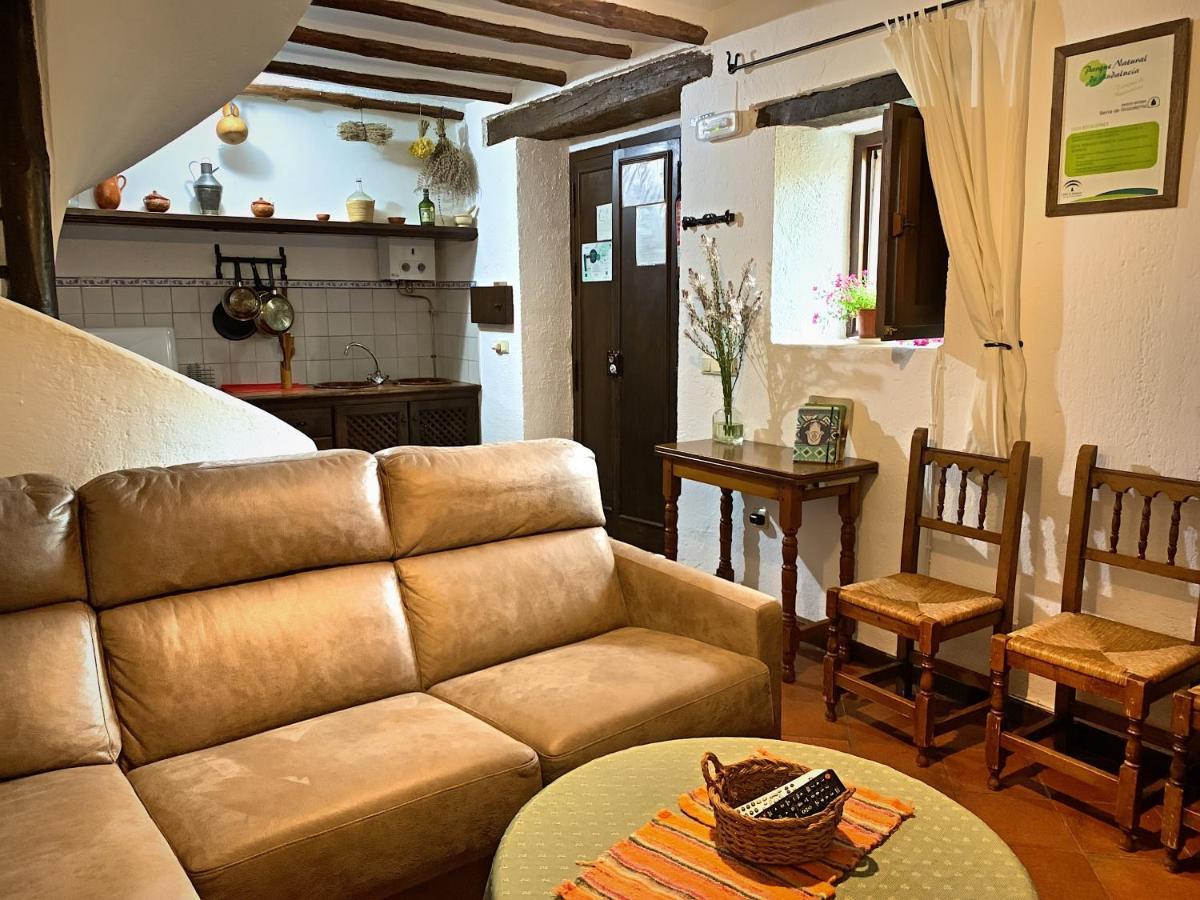Vivelorural Casa Y Piscina En Zahara De La Sierra Βίλα Εξωτερικό φωτογραφία