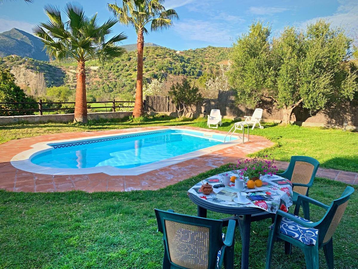 Vivelorural Casa Y Piscina En Zahara De La Sierra Βίλα Εξωτερικό φωτογραφία
