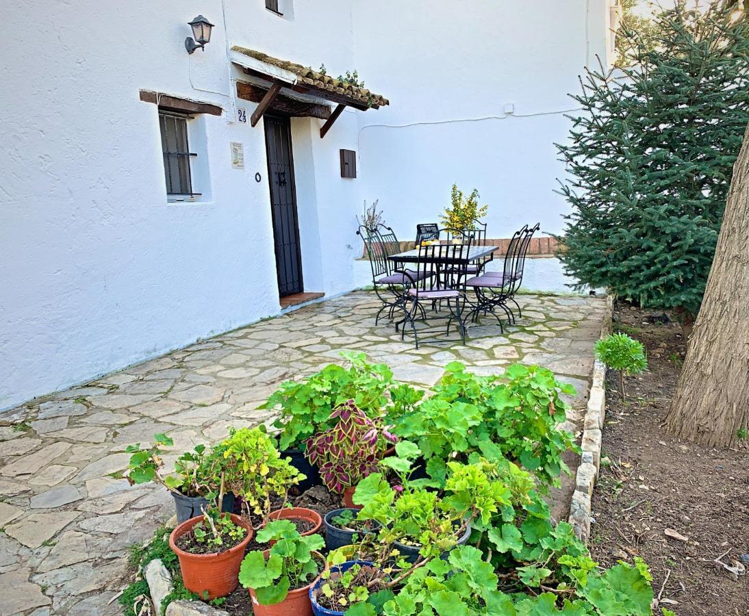 Vivelorural Casa Y Piscina En Zahara De La Sierra Βίλα Εξωτερικό φωτογραφία